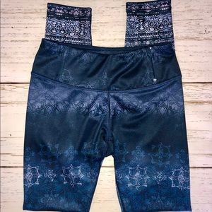 Calia by Carrie Underwood Fair Isle Leggings XS